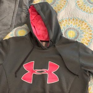 Under armour sweatshirt